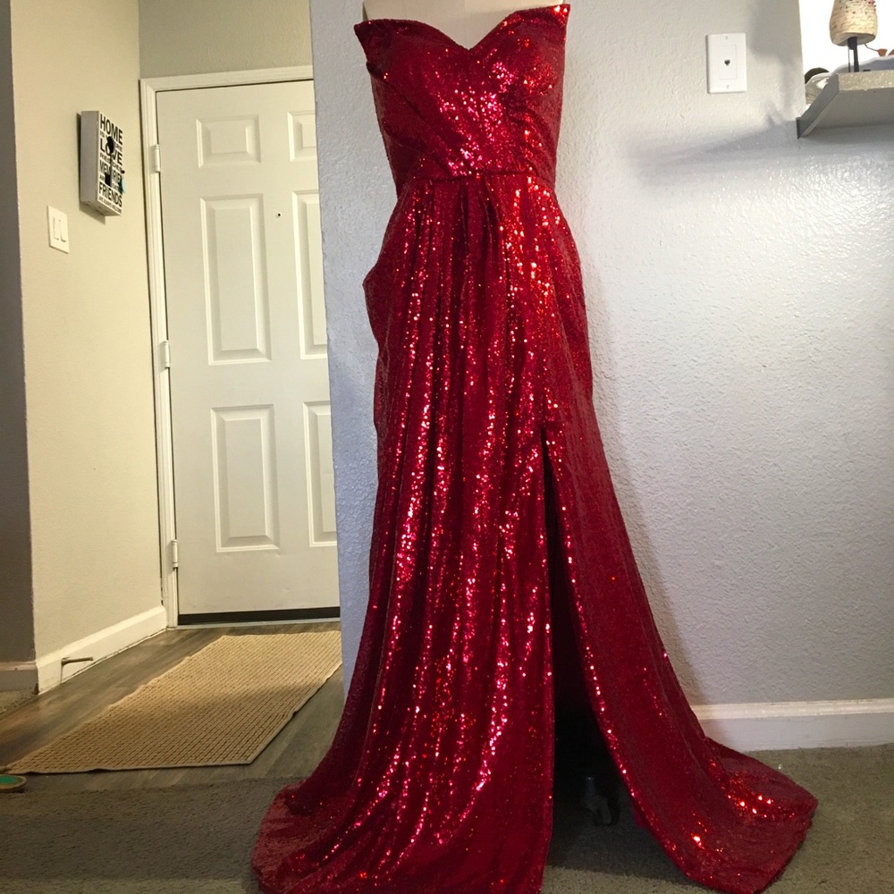 Beautiful Red Sequin Prom Bridesmaids Party Maxi Dress